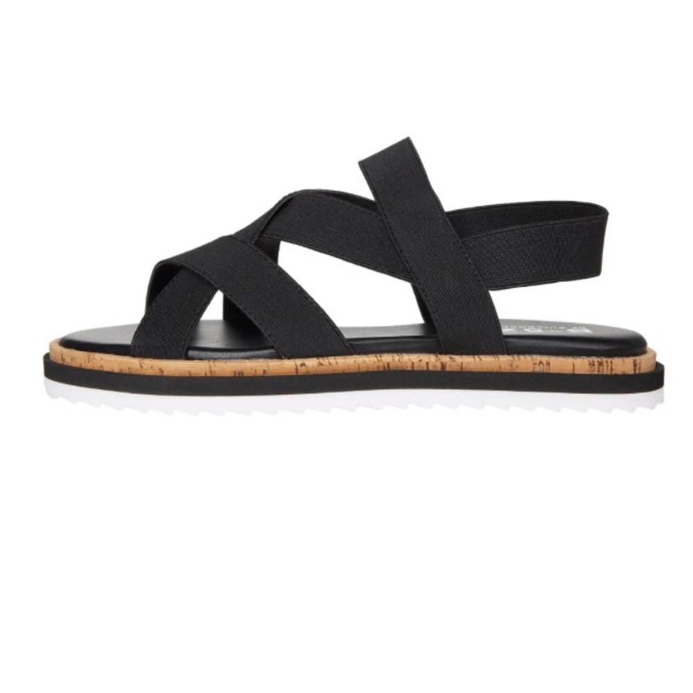 NWOT B-52 by Bullboxer Primm Strappy Sandal. Women's Size 9. Color Black